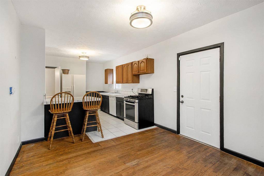 Kalamazoo Twp, MI 49048,2120 E Main Street