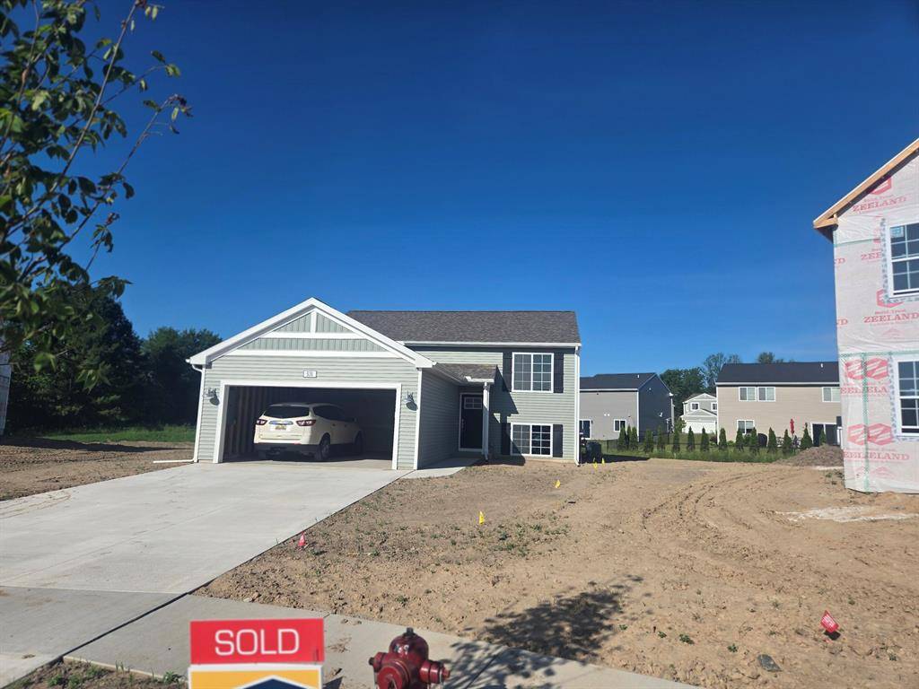 Cedar Springs, MI 49319,531 Hawk Wood Court