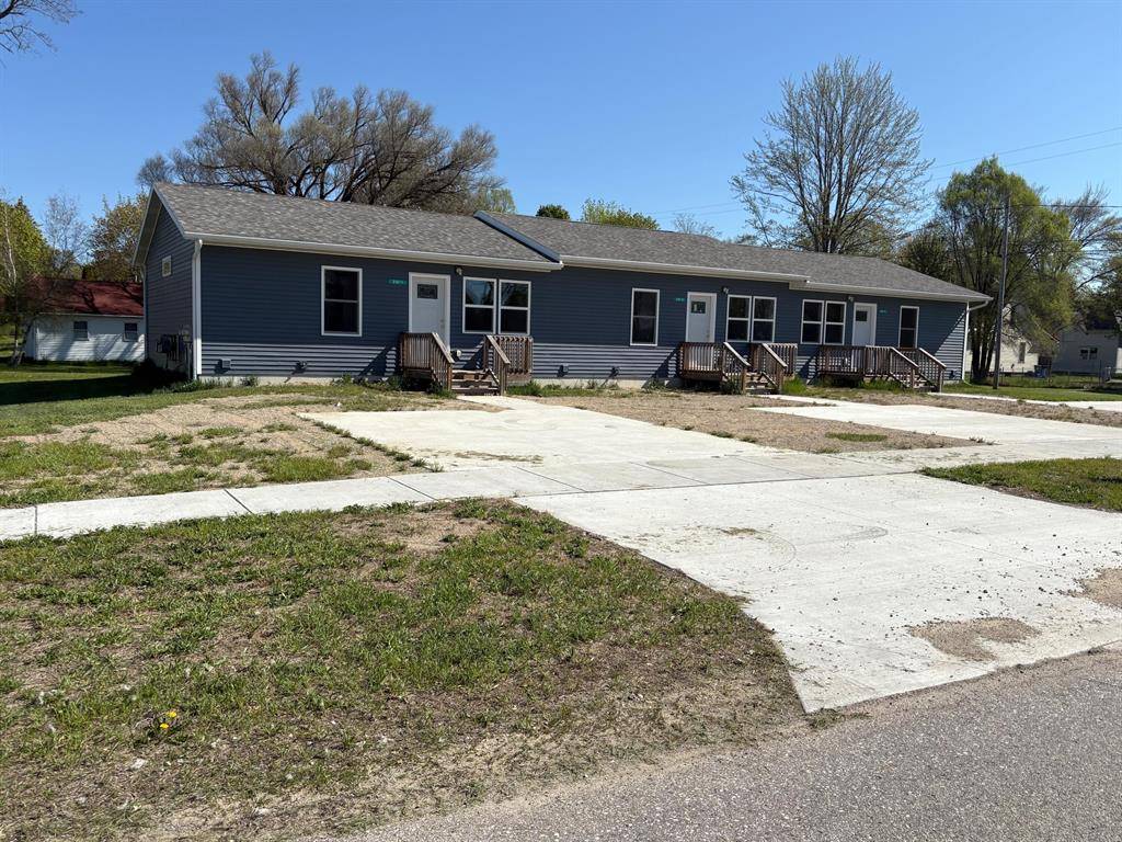 Evart, MI 49631,216 W 1st Street