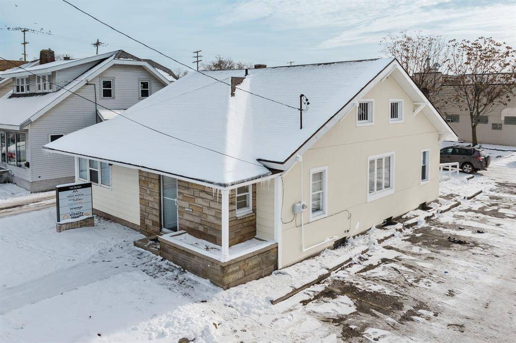 Grand Rapids, MI 49507,744 Burton Street SE