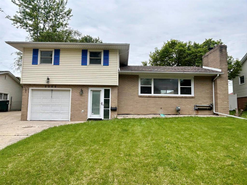 Lansing, MI 48911,2200 Rossiter Place