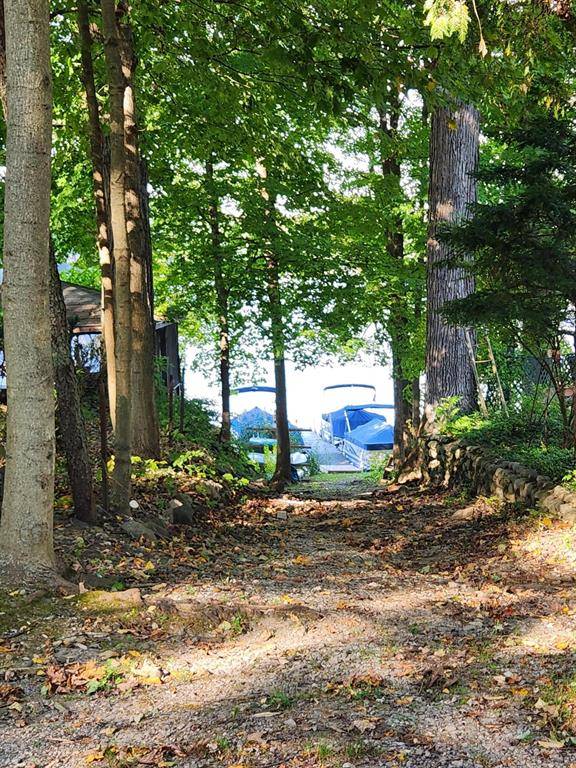 Buchanan Twp, MI 49107,15973 Walnut Street