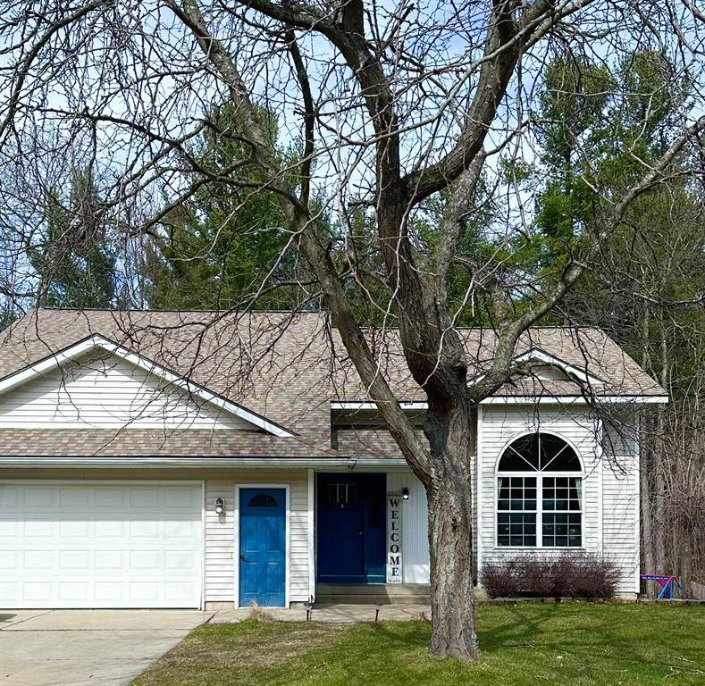 Newaygo, MI 49337,733 W River Hills Court