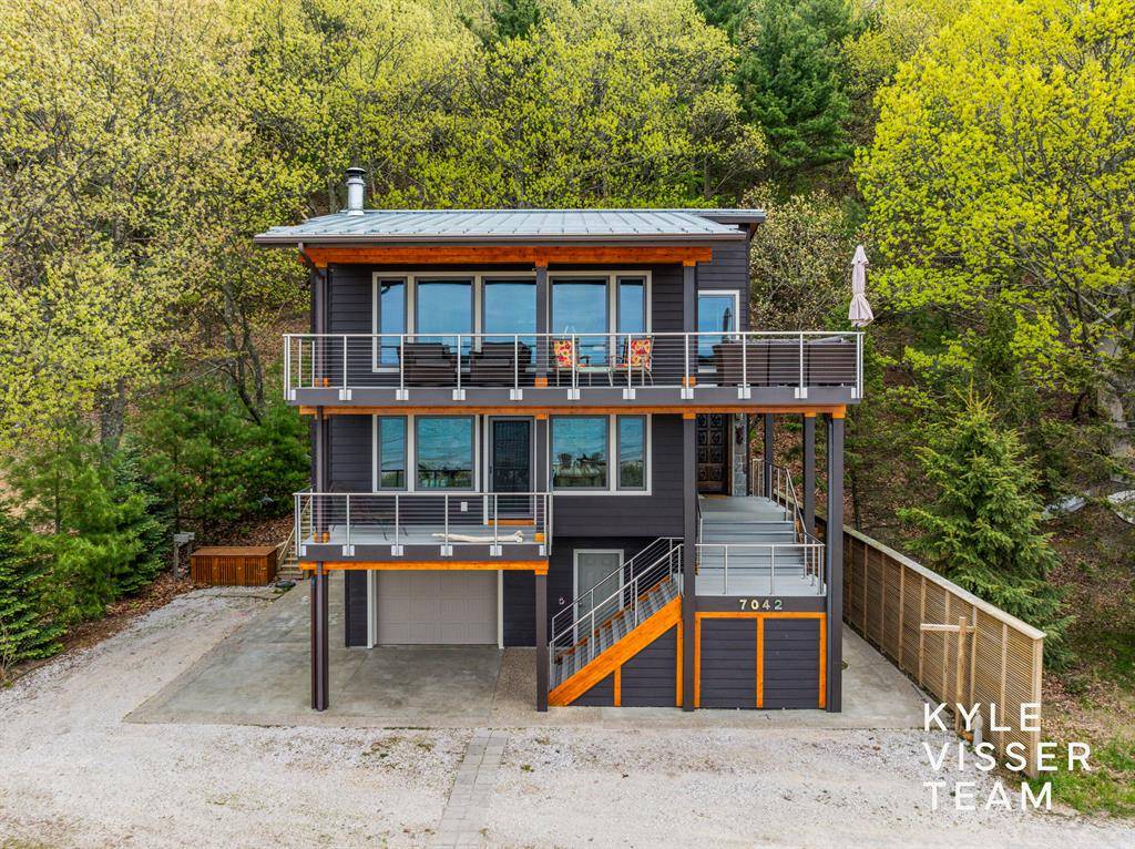 Summit Twp, MI 49449,7042 S Montgomery