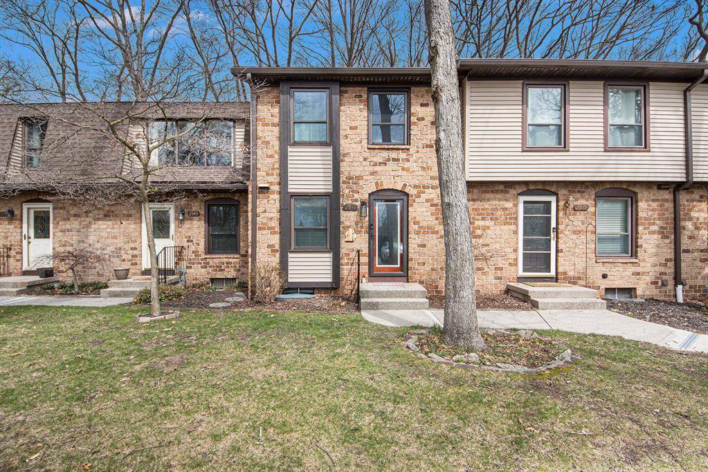 Cascade Twp, MI 49546,2541 Chatham Woods Drive SE 27