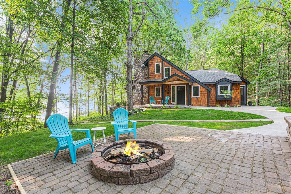 Caledonia Twp, MI 49316,7100 92nd Street SE