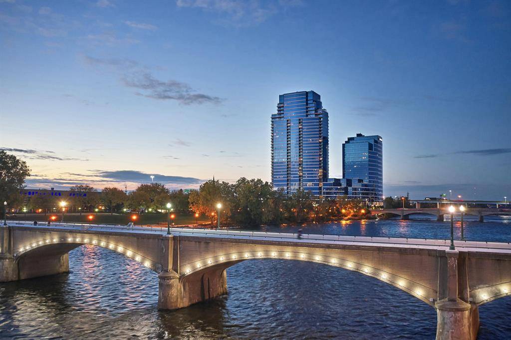 Grand Rapids, MI 49504,335 Bridge Street NW 2903