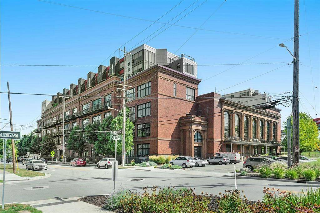 Grand Rapids, MI 49504,600 Broadway Avenue NW 303