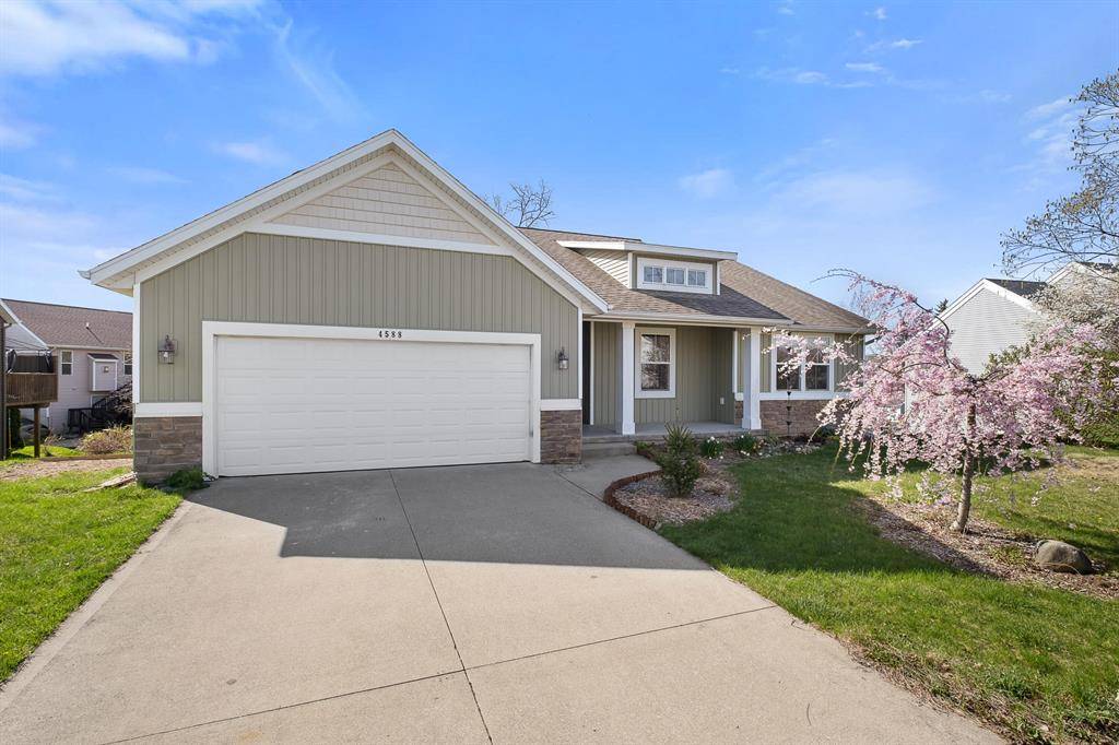 Walker, MI 49534,4588 Gordonshire NW