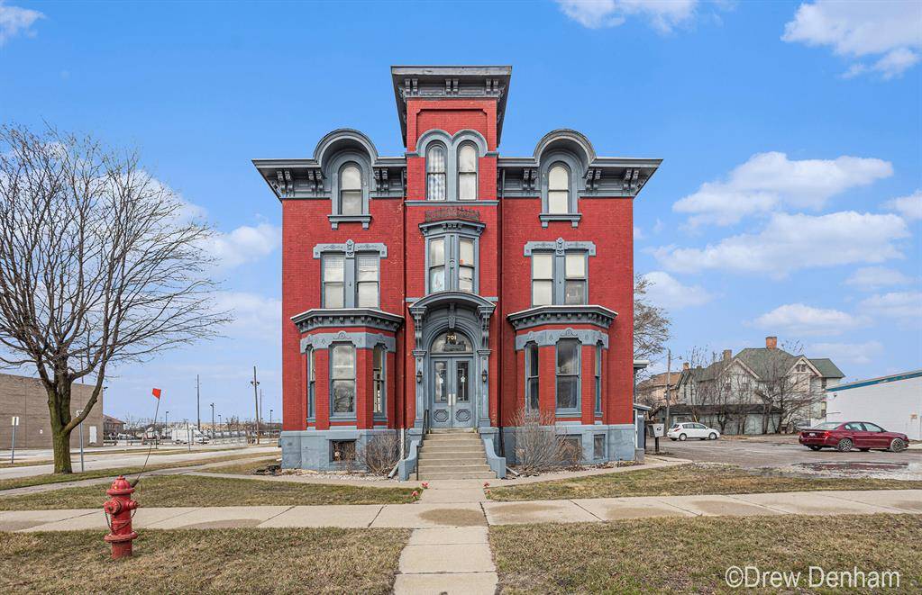 Bay City, MI 48708,701 Center Avenue