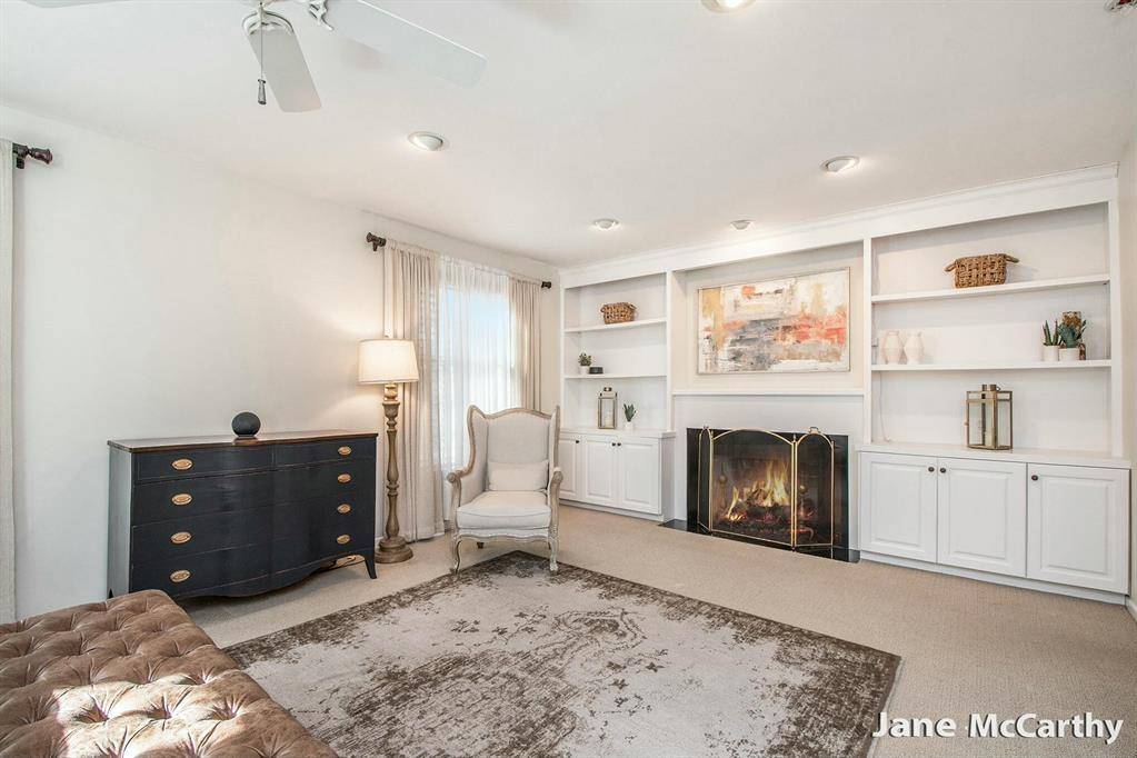 East Grand Rapids, MI 49506,210 Lakewood Drive SE