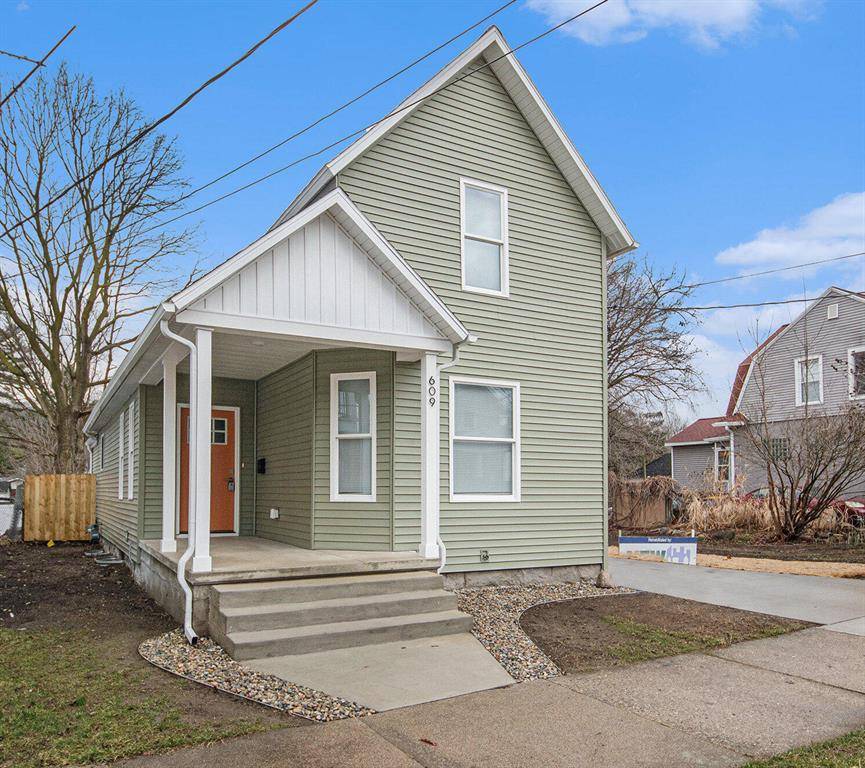 Grand Rapids, MI 49504,609 Lincoln Avenue NW