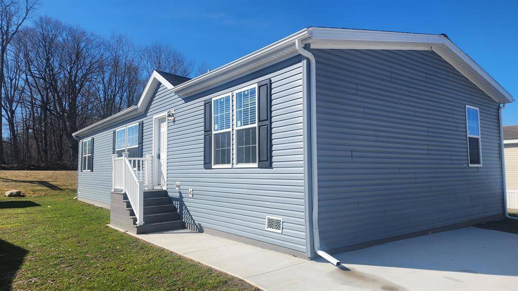 Charlotte, MI 48813,884 Ottawa Court 7