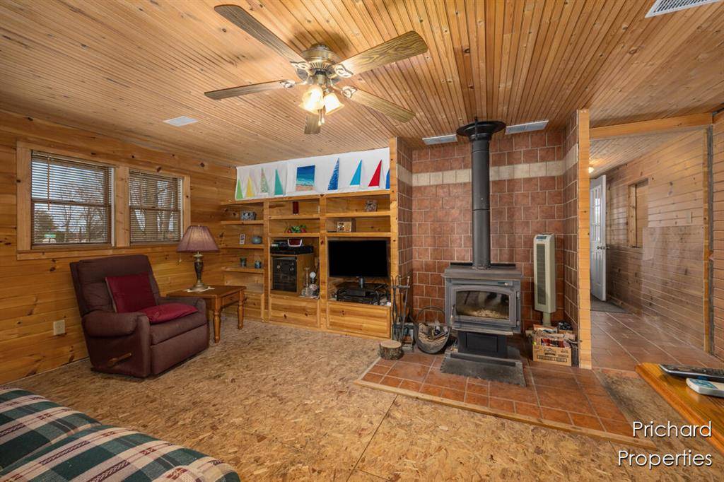Wayne Twp, MI 49047,53027 Twin Lakes Road