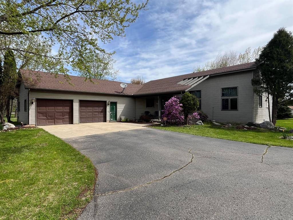 Algoma Twp, MI 49341,9610 Grange Avenue NE