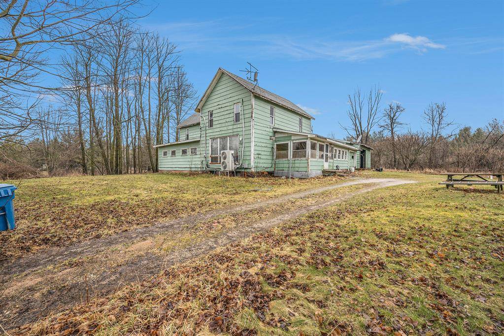 Ashland Twp, MI 49327,9697 Colonial Avenue