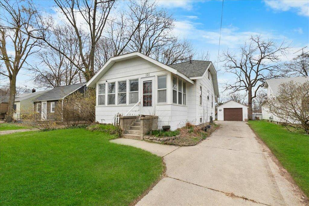 Kentwood, MI 49548,101 Maplelawn Street SE