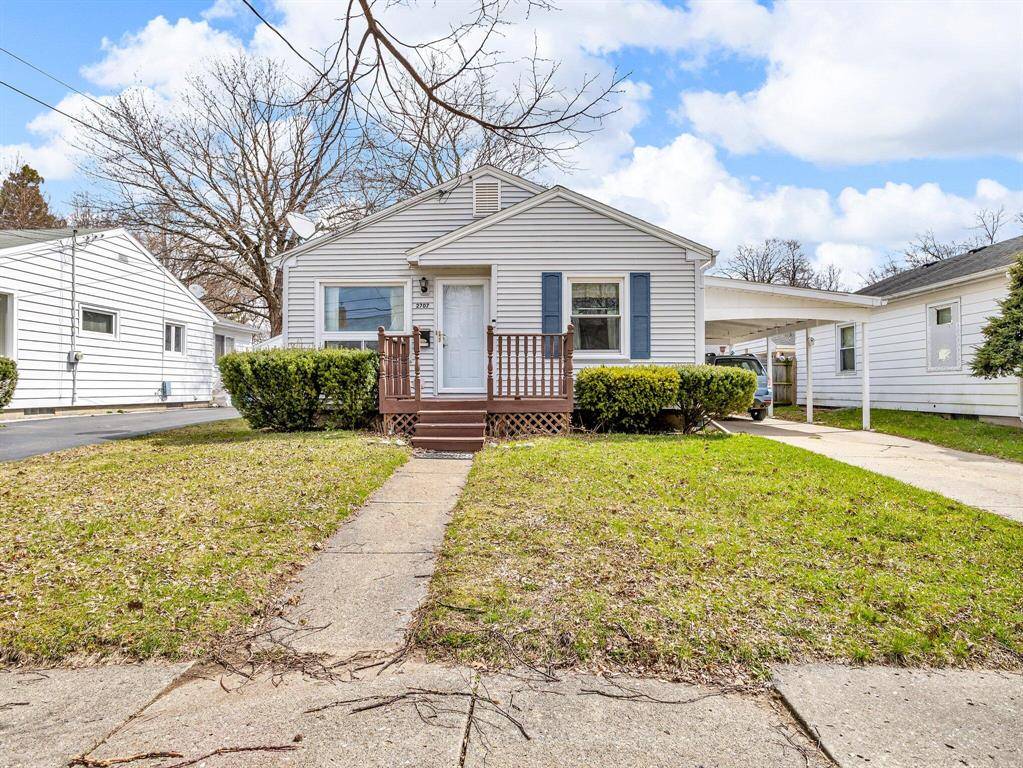 Lansing, MI 48910,2707 Forest Avenue
