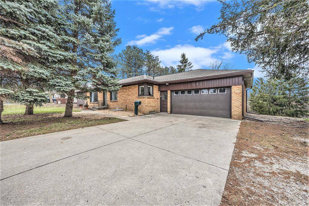 Grand Rapids, MI 49505,2426 Leonard Street NE