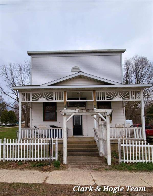 Hubbardston Vlg, MI 48845,214 E Main Street