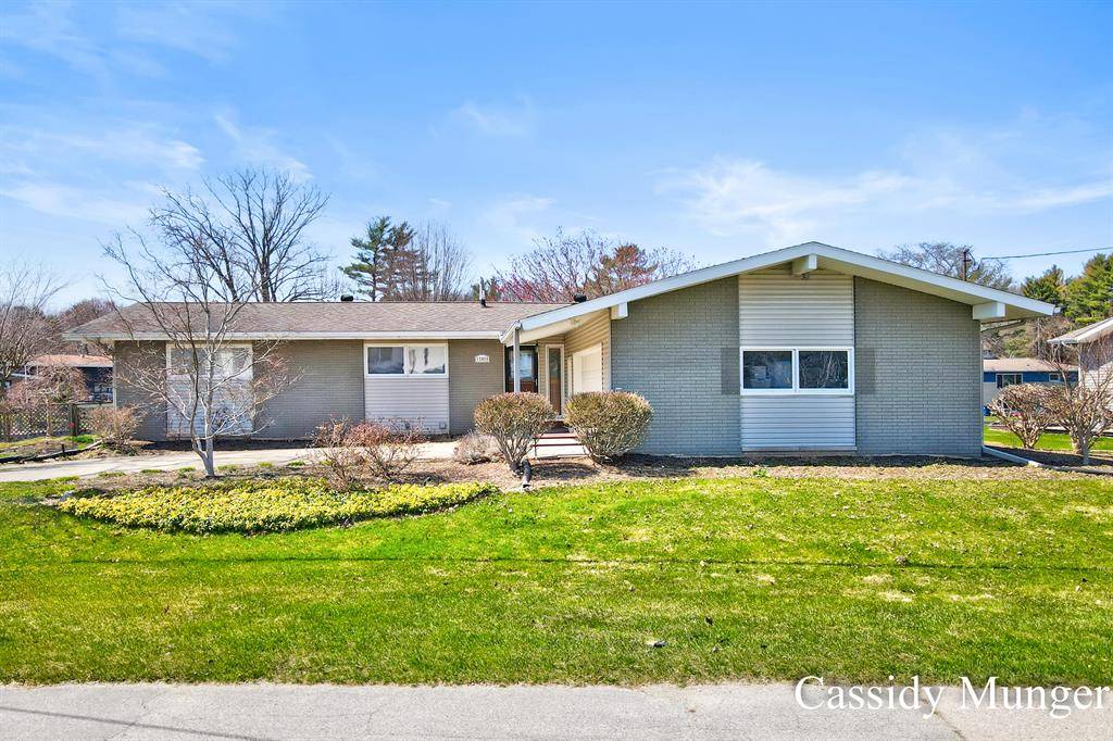 Spring Lake Twp, MI 49456,15489 Howard Street