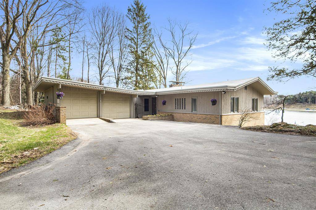 Dayton Twp, MI 49412,3942 Harmon Drive