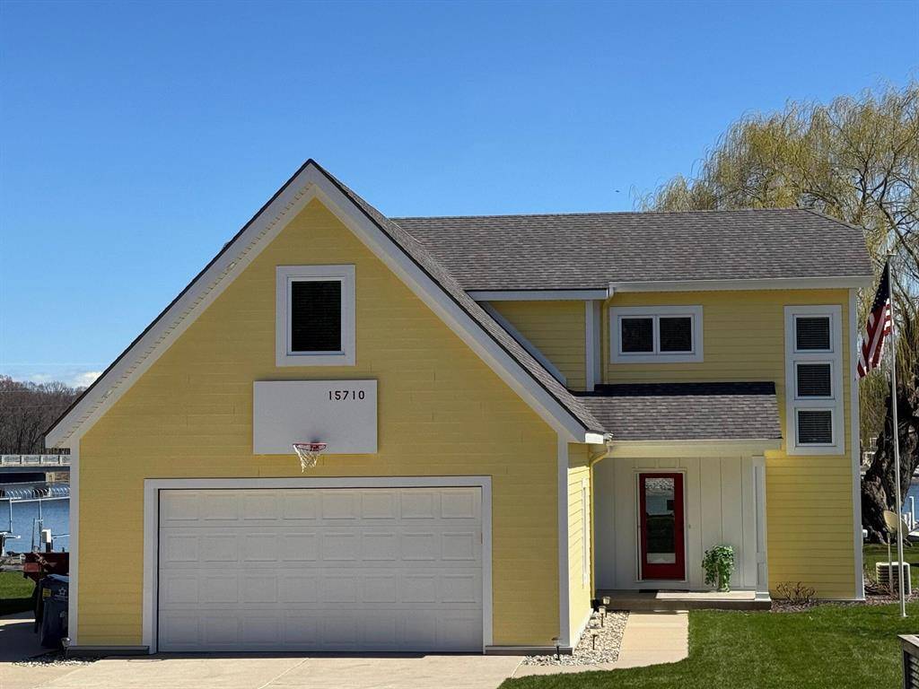 Spring Lake Twp, MI 49456,15710 Connelly Avenue