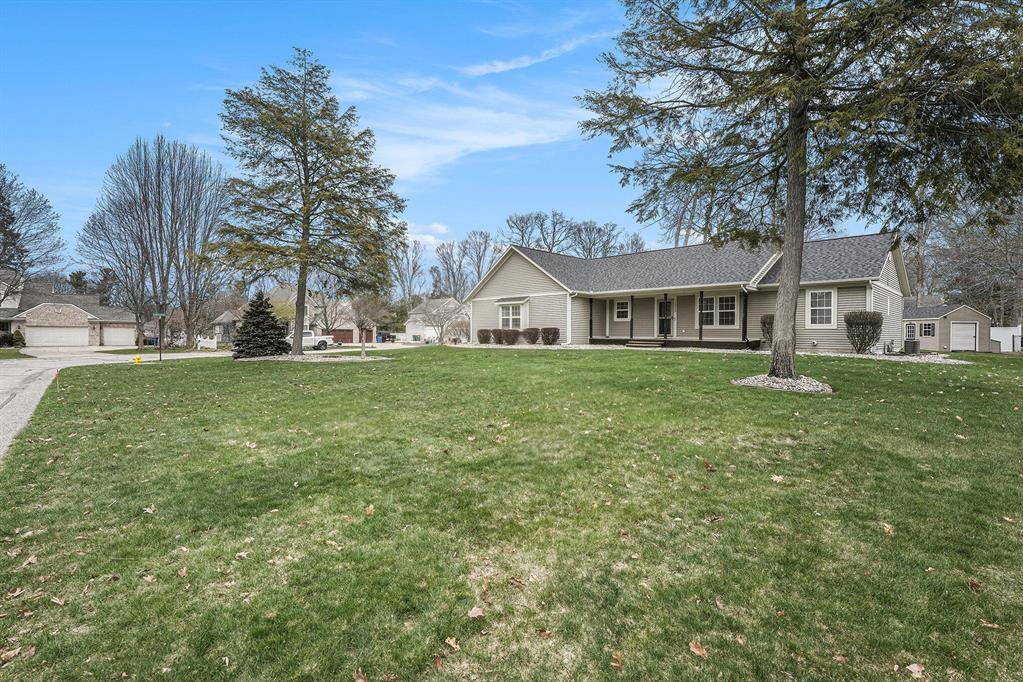 Grand Haven Twp, MI 49417,13548 Greenbriar Drive