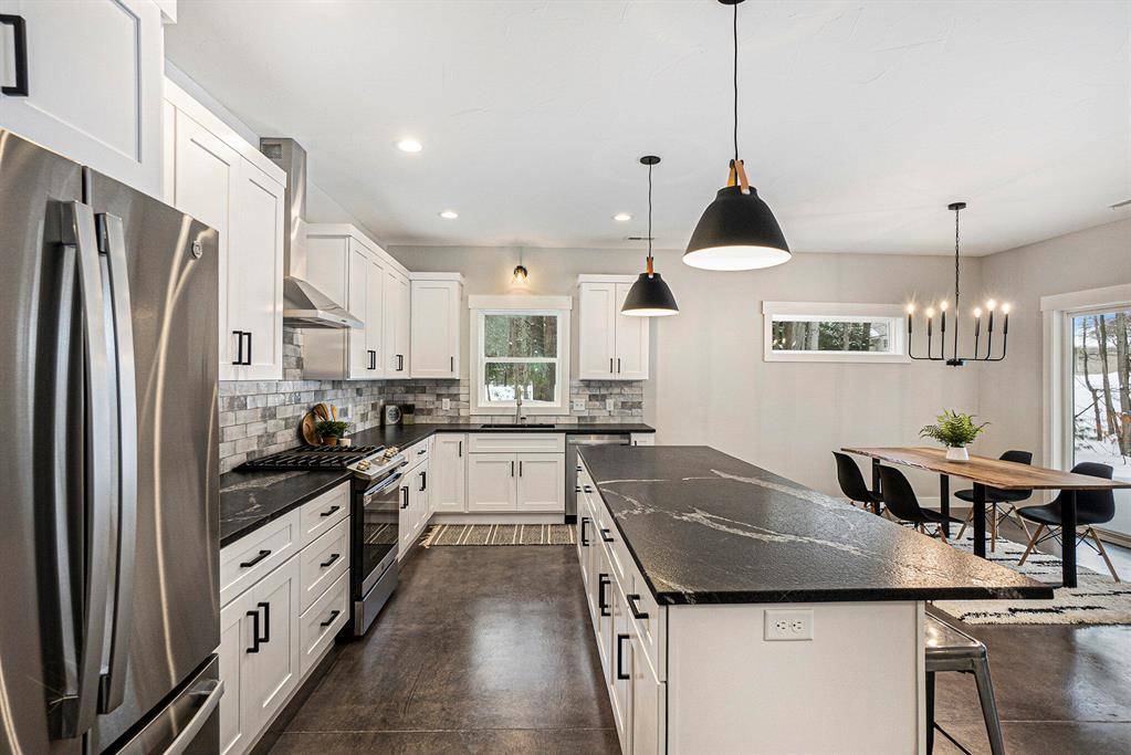 Spring Lake Twp, MI 49441,6426 Henry Street