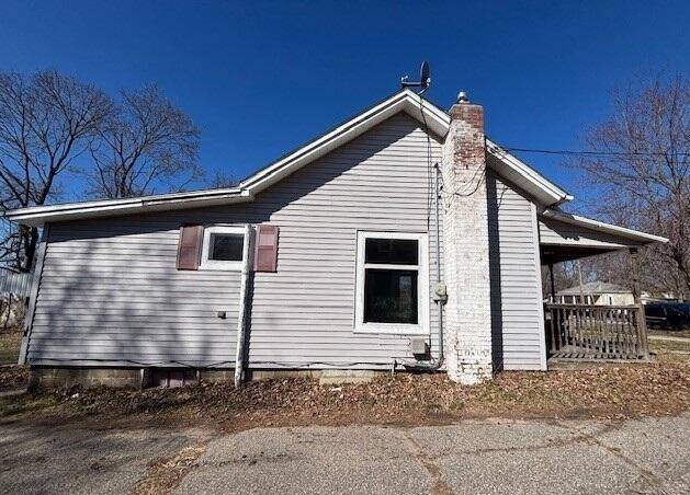 Greenville, MI 48838,207 E Coffren Avenue