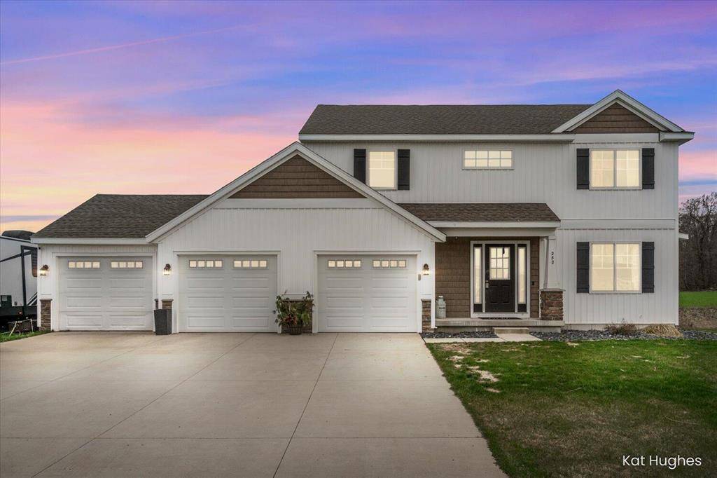 Leighton Twp, MI 49316,252 Warbler Drive