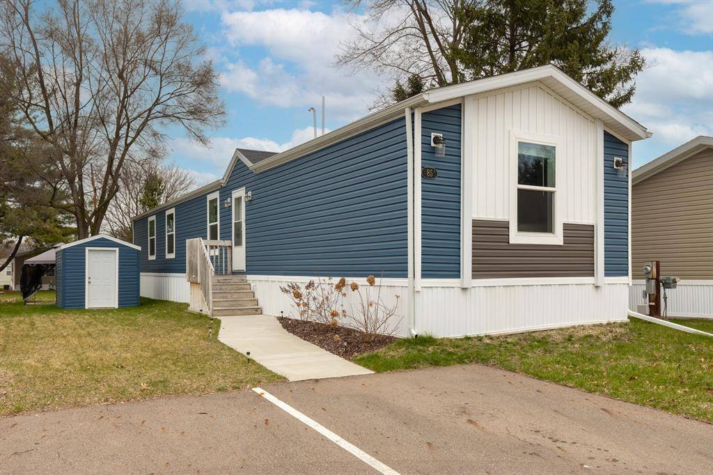 Williamston, MI 48895,875 W Grand River Avenue 85