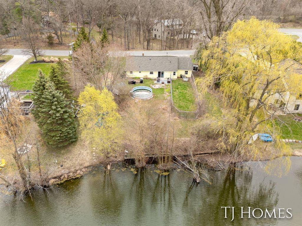 Grand Rapids Twp, MI 49525,2215 Maguire Avenue NE