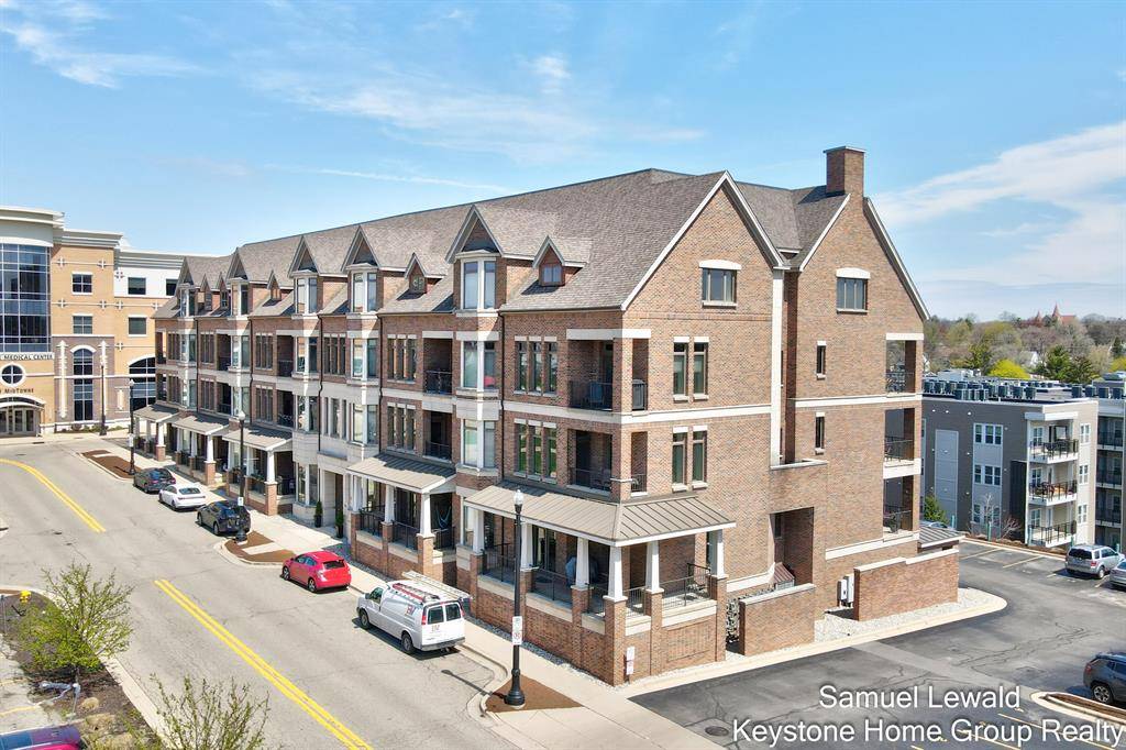 Grand Rapids, MI 49503,430 Union Avenue NE 303