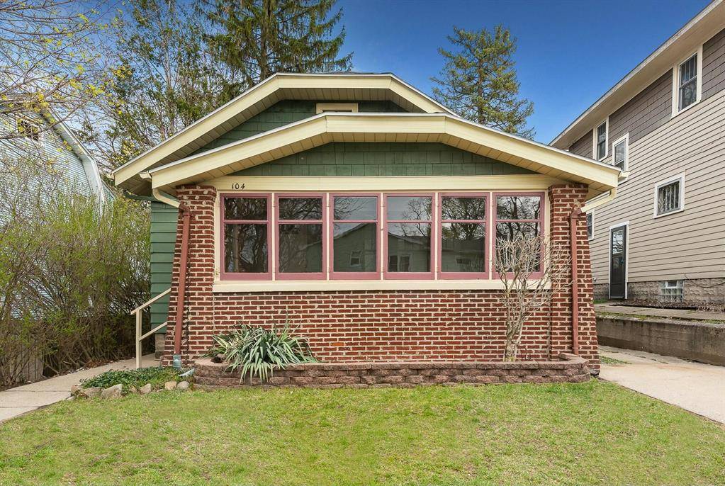 Grand Rapids, MI 49503,104 Langdon Avenue NE