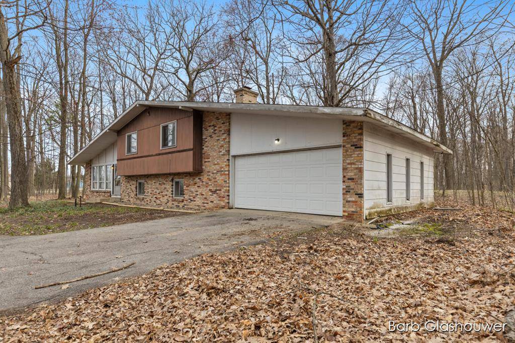 Courtland Twp, MI 49341,6415 12 Mile Road NE