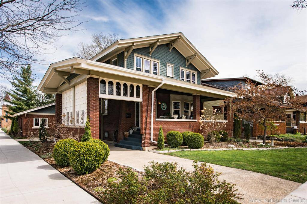 Holland, MI 49423,99 W 18TH Street