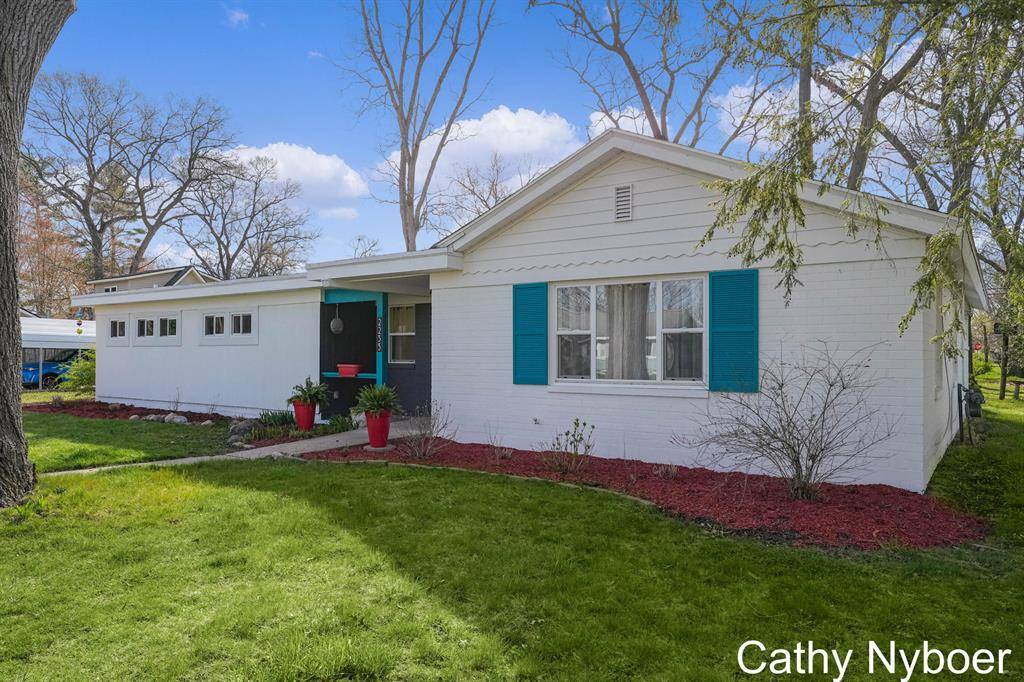 North Muskegon, MI 49445,2233 Mills Avenue