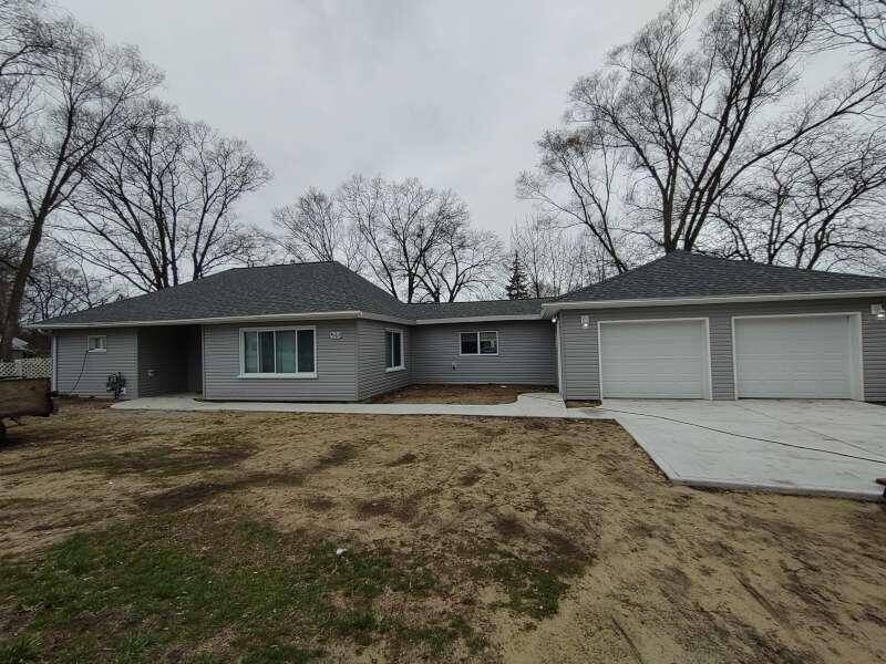 Norton Shores, MI 49444,2871 Bailey Street
