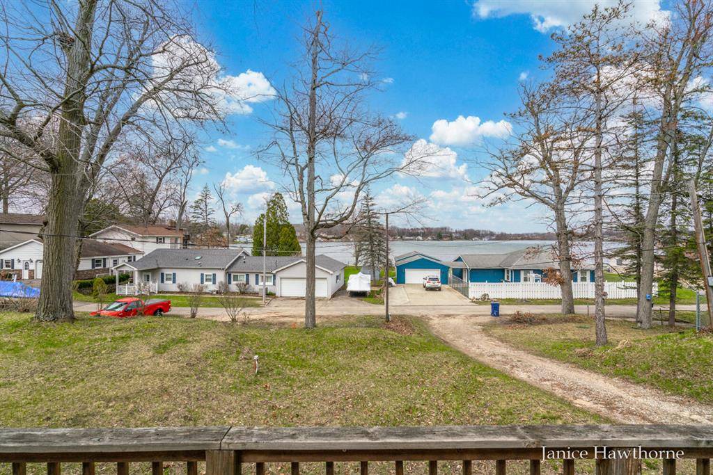 Johnstown Twp, MI 49017,562 W Hickory Road