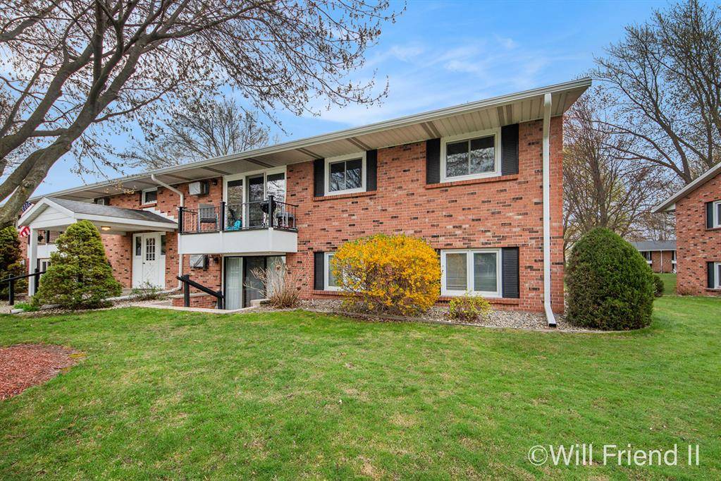 Hudsonville, MI 49426,5310 Southbrook Court 38