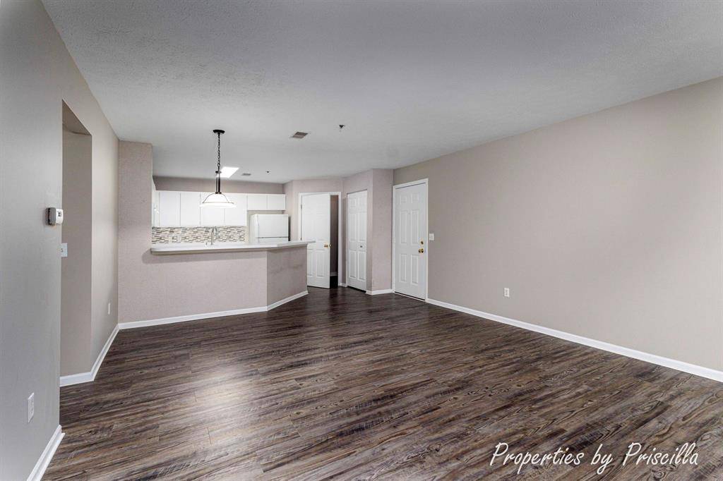 Kentwood, MI 49512,3025 Poplar Creek Drive SE 104
