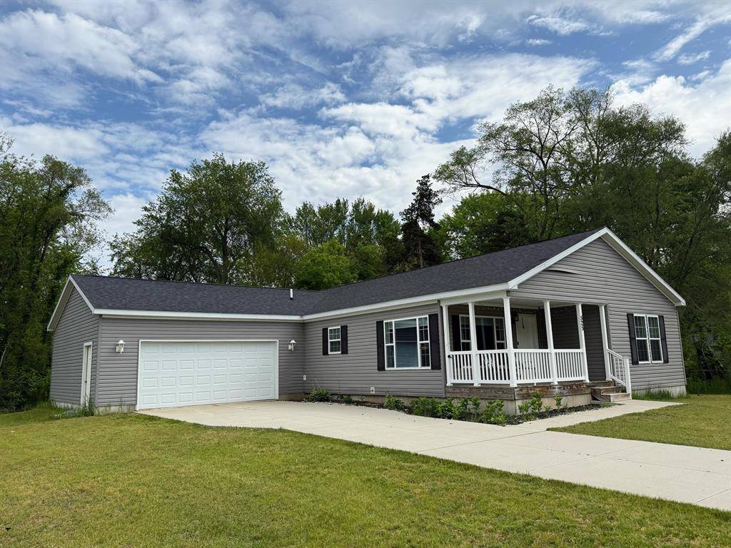 Gaines Twp, MI 49548,525 66th Street SE