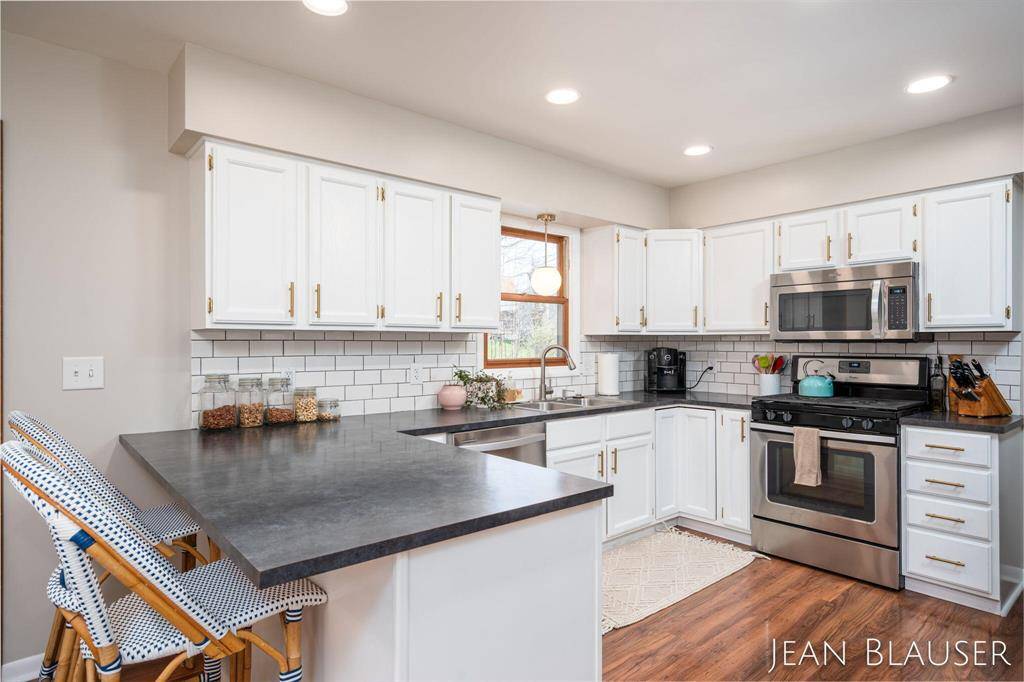 Cannon Twp, MI 49341,6753 Gran Via Drive NE