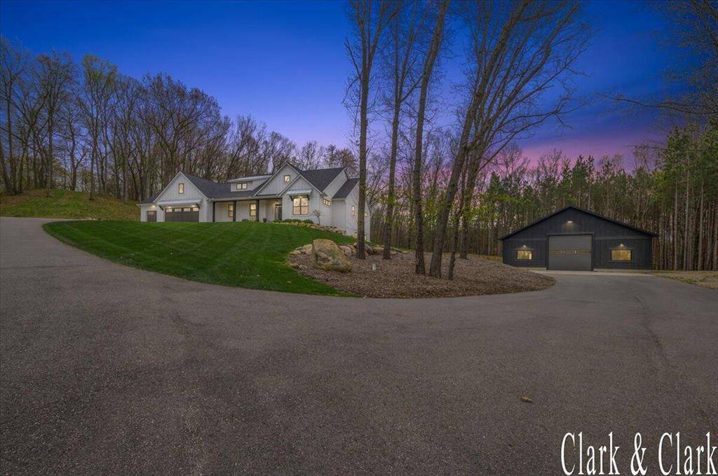 Lowell Twp, MI 49331,10678 Kissing Ridge Drive SE