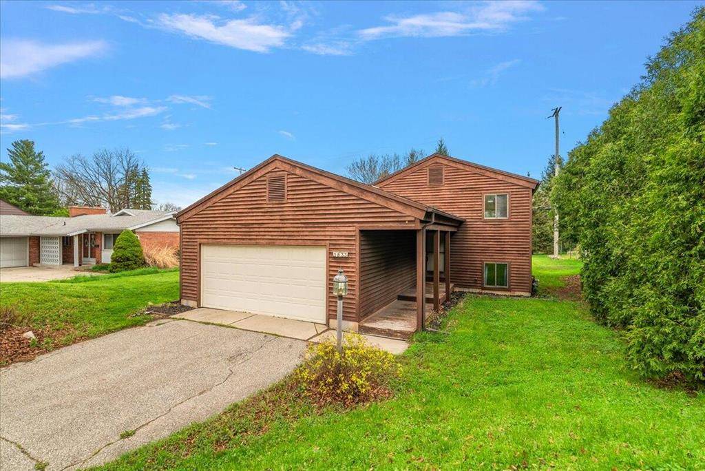 Grand Rapids Twp, MI 49504,1833 Lake Michigan Drive NW