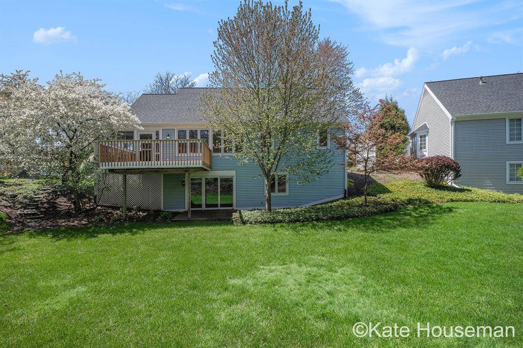 Kentwood, MI 49546,1334 Thornberry Court W