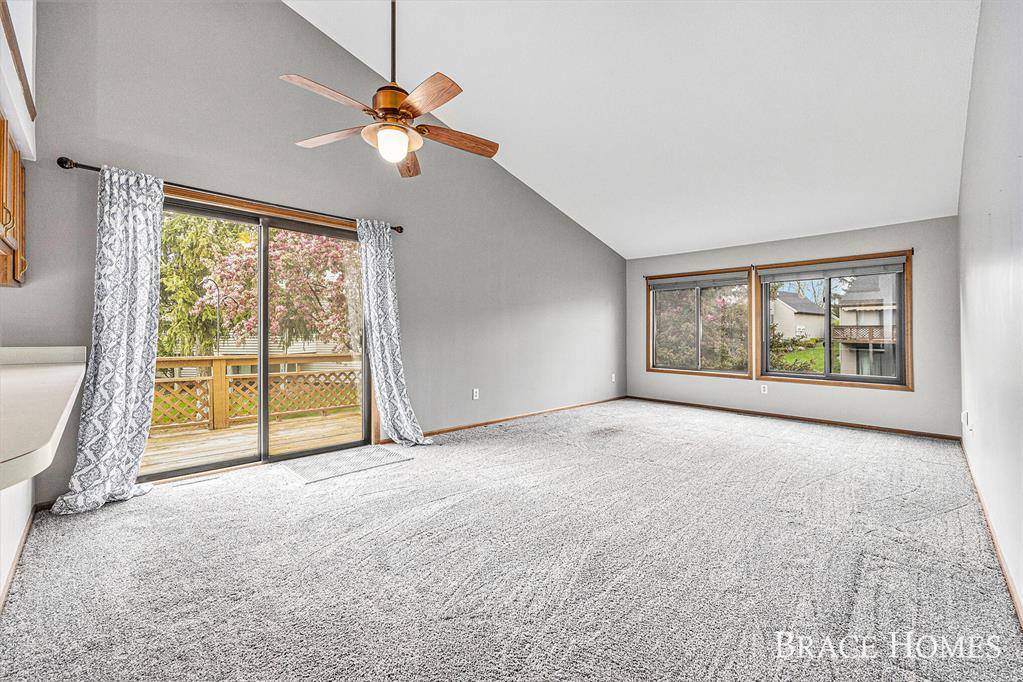 Kentwood, MI 49508,2527 Bridgeport Lane SE