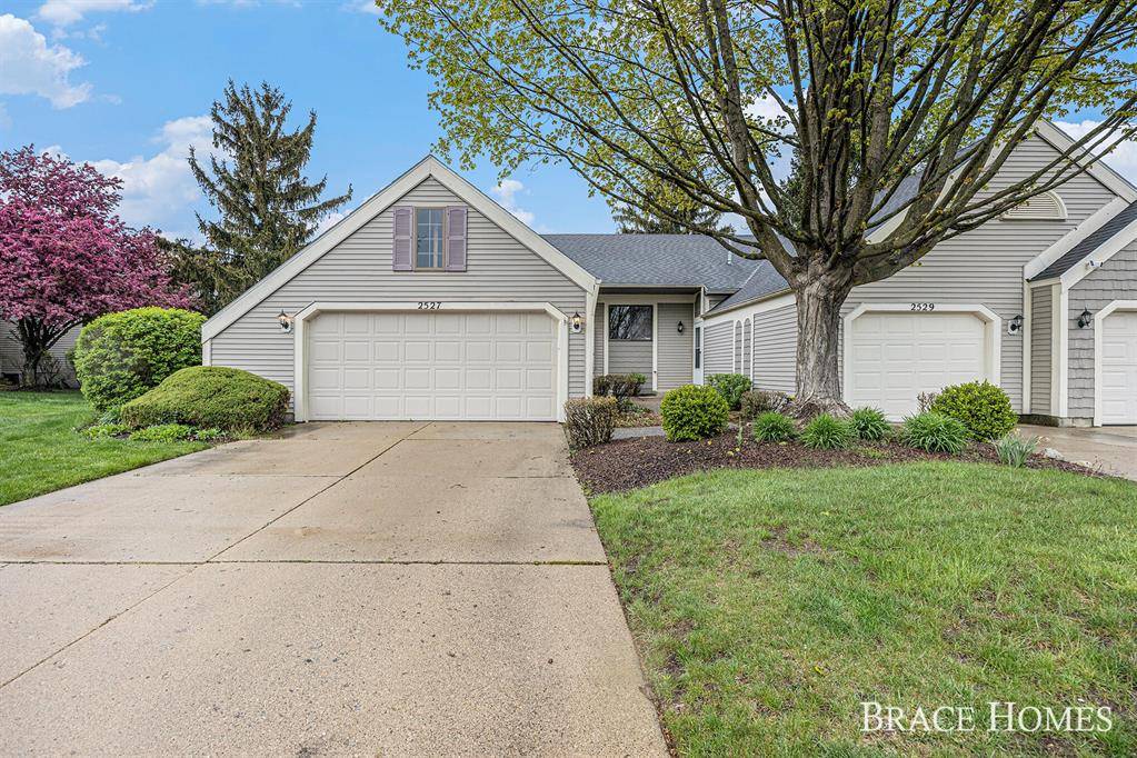 Kentwood, MI 49508,2527 Bridgeport Lane SE