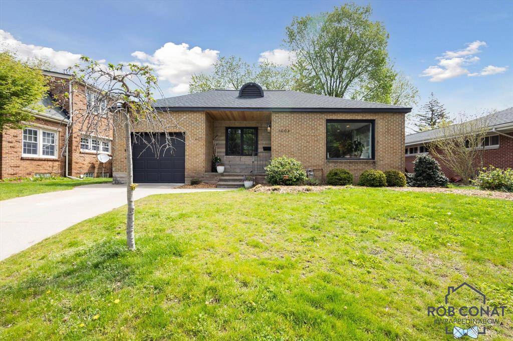 Grand Haven, MI 49417,1404 Sheldon Road